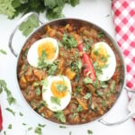 Tomato and Spinach Curry - There's a real depth of flavour to this vegetarian curry but it's deeply fragrant rather than deeply hot. It also happens to be super healthy and great for preparing ahead of time. And the eggs? A winner.