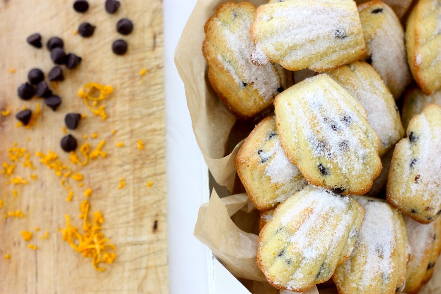 chocolate orange madeleines sprinkled with sugar