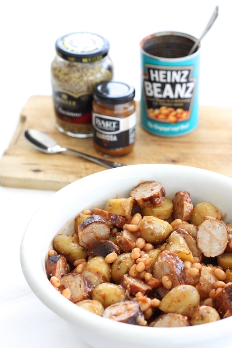Spicy sausages with beans