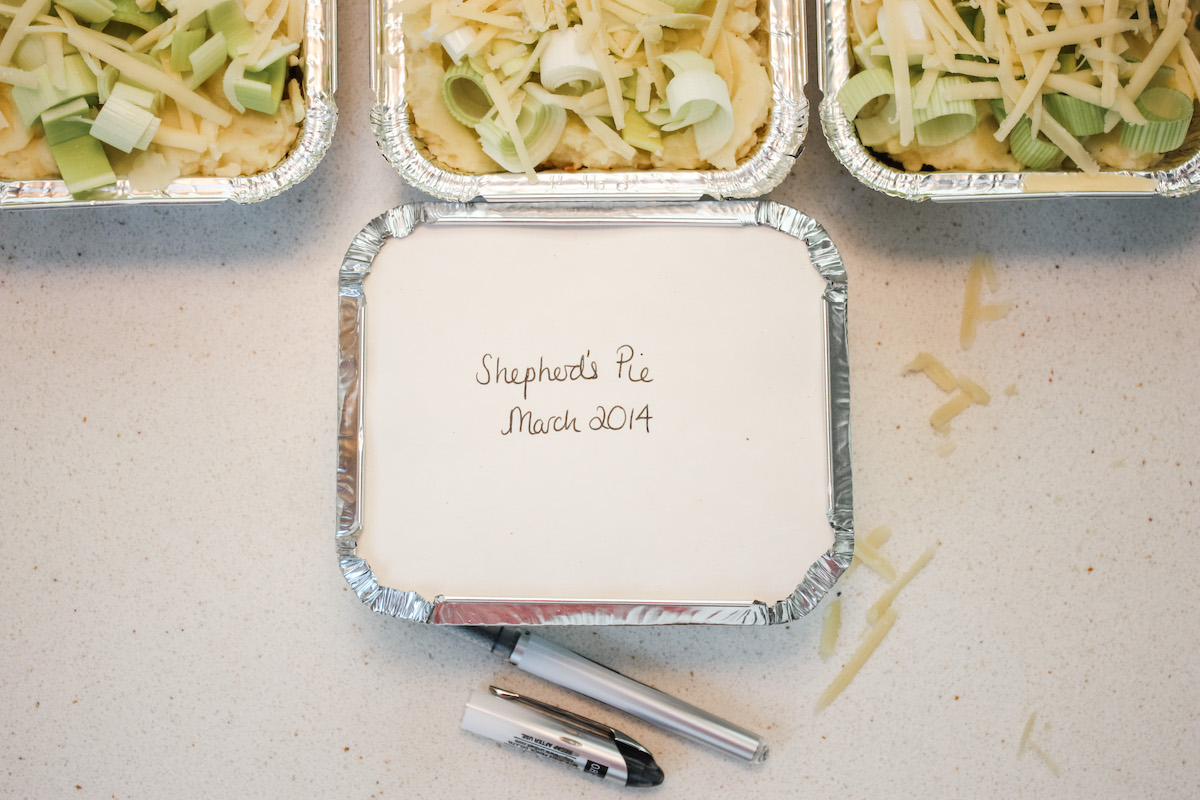 Shepherd's Pie with lid and pen